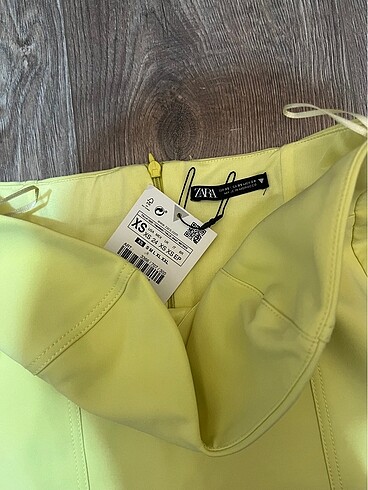xs Beden sarı Renk Zara Sarı Straplez Elbise