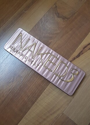 Urban decay naked 3 orjinal meshur far paleti