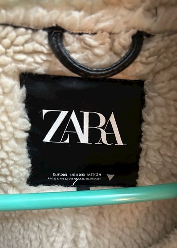 Zara Kahverengi Kürklü Kısa Deri Biker Ceket