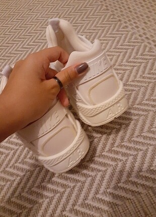 38 Beden beyaz Renk Nike Çakma ayakkabı beyaz