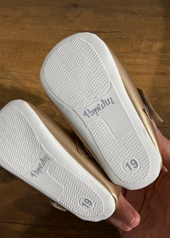 Papulin Bronz Fiyonklu Kız Bebek Babet - Görsel 4