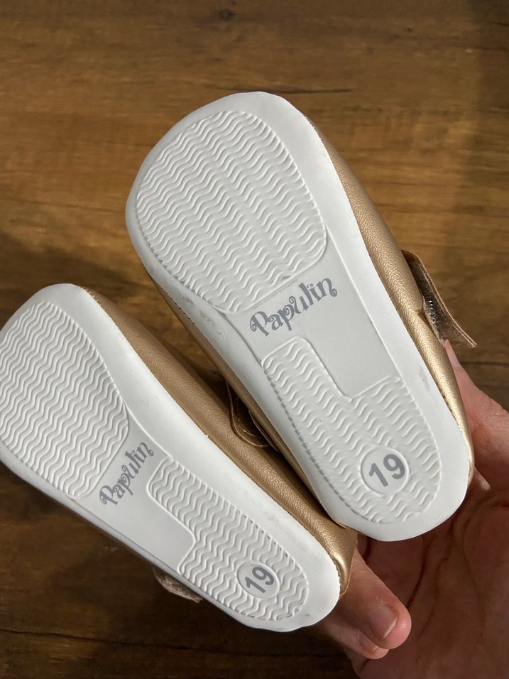 Papulin Bronz Fiyonklu Kız Bebek Babet - Görsel 4