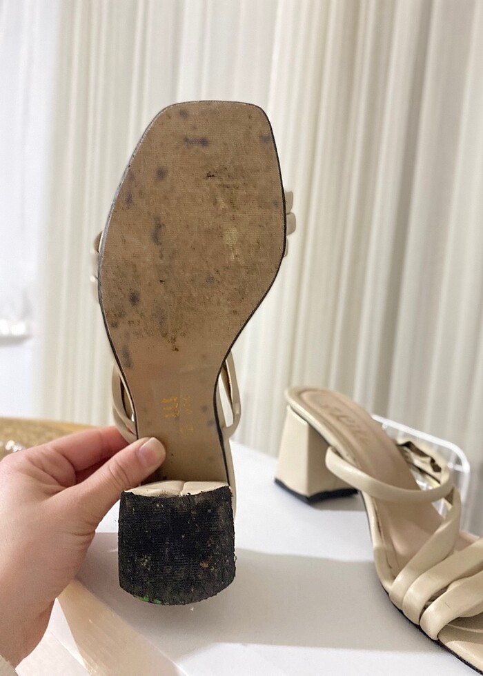 Kadın topuklu terlik - Görsel 4