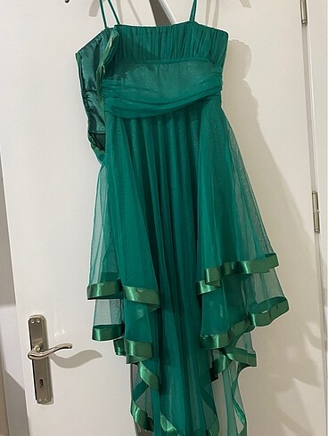 Yeşil kuyruklu abiye - Görsel 6