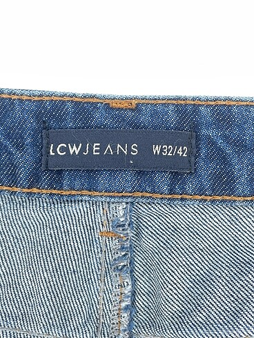 32 Beden lacivert Renk LC Waikiki Jean / Kot %70 İndirimli.