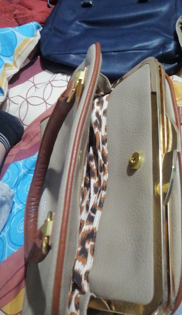 Kırem Kulplu Kadın Deri Çanta - Görsel 4