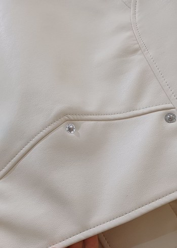 Krem Kemerli Mini Deri Biker Ceket - Görsel 6