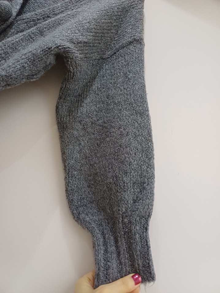 Gri Örme Hırka - Görsel 4