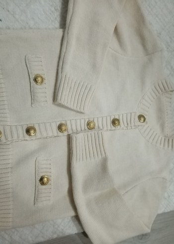 Düğmeli Beyaz Midi Kadın Hırka - Görsel 2