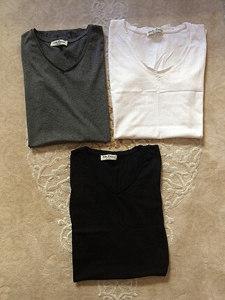 siyah-beyaz-gri basic tişört