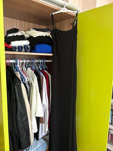 Trendyol & Milla trendyolmilla siyah vücudu saran askılı uzun elbise xs