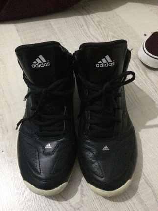 Adidas spor ayakkabı
