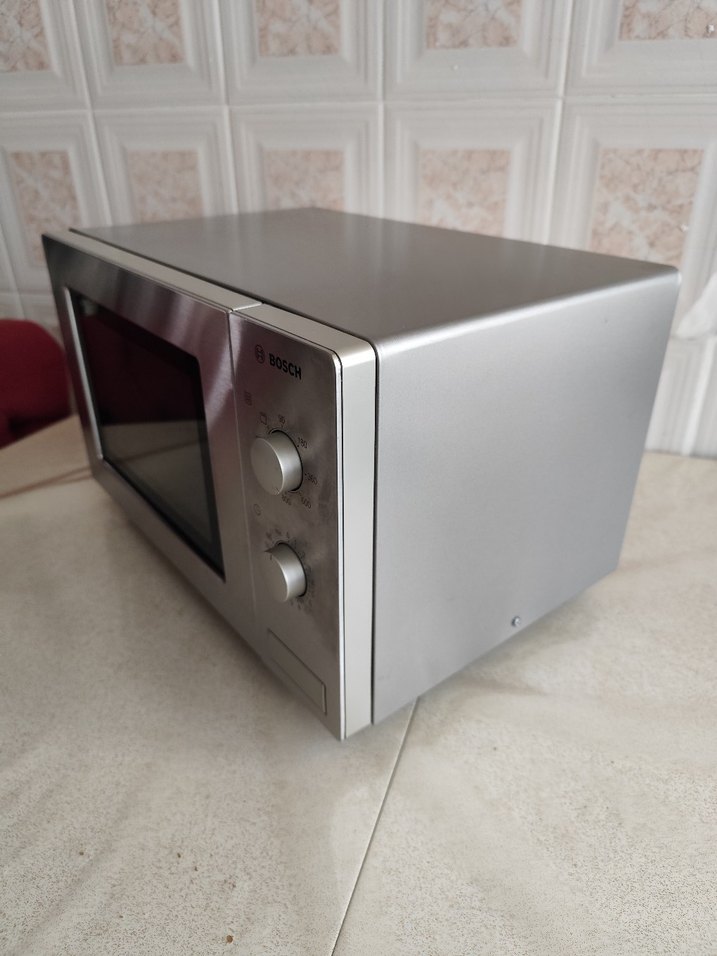 Bosch Gri Beyaz Mikrodalga Fırın - Görsel 3