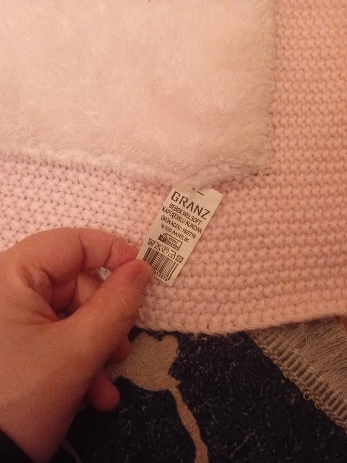 Pembe Kapüşonlu Çocuk Battaniyesi - Görsel 4