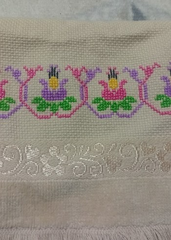 Nakışlı Renkli Havlu - Görsel 2