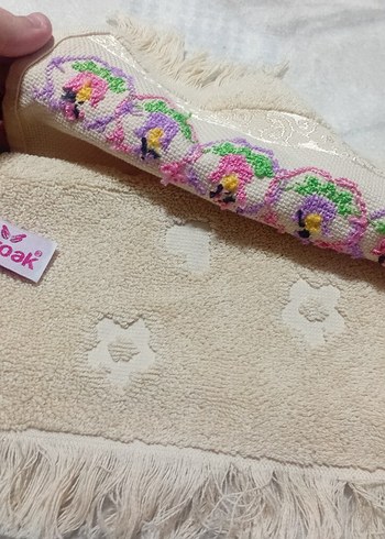 Nakışlı Renkli Havlu - Görsel 3