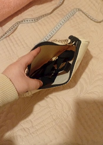 Zincir Detaylı Beyaz Deri Kadın Çanta - Görsel 2