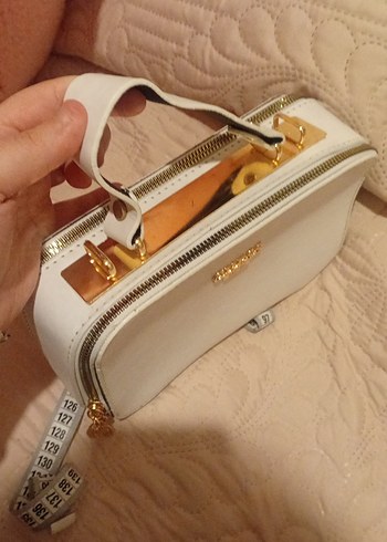 Beyaz Fermuarlı Kadın Çanta - Görsel 4