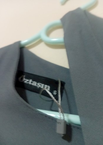 Gri Uzun Piliseli Kadın Elbise - Görsel 5