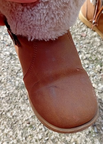 Kürklü Kahverengi Süet Kız Botları - Görsel 2