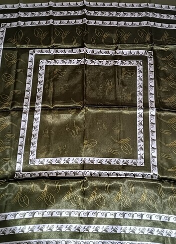 Kaliteli Saten Eşarp  - Görsel 2