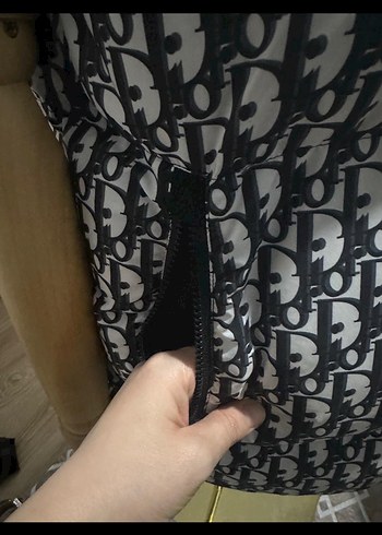 Erkek Siyah Desenli Şişme Yelek - Görsel 3