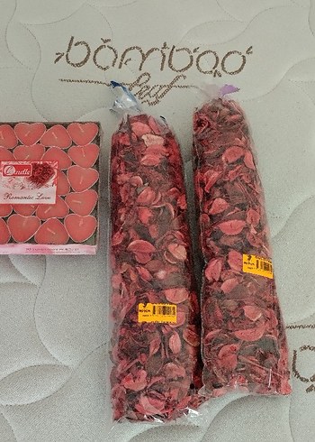  Beden Koyu Kırmızı Gül Kurusu Paketi