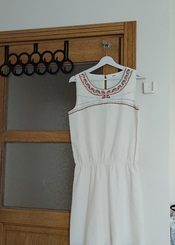 Nakışlı ve Boncuklu Bohem Mini Elbise