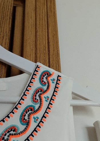 Koton Nakışlı ve Boncuklu Bohem Mini Elbise