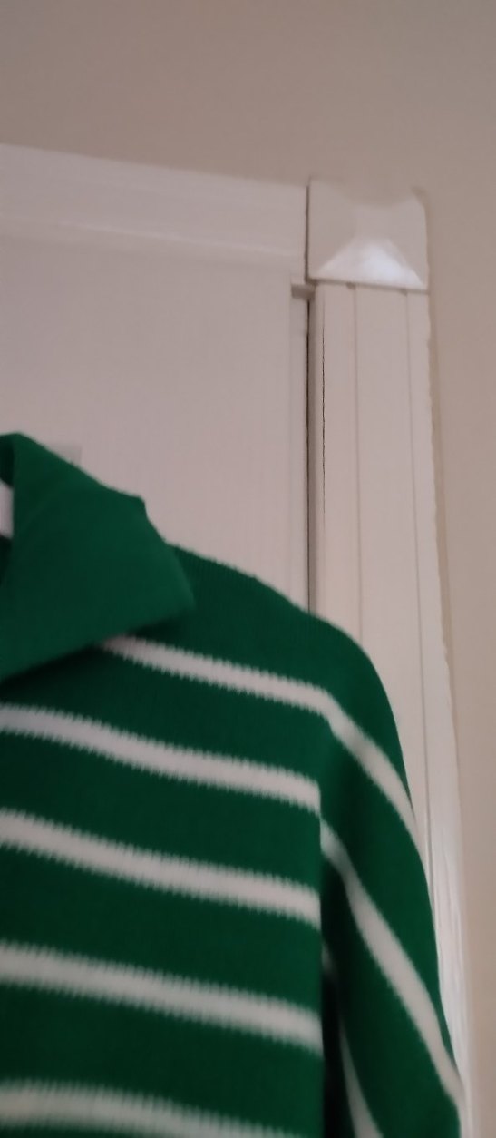 Yeşil Çizgili V Yaka Örgü Kadın Kazak - Görsel 2