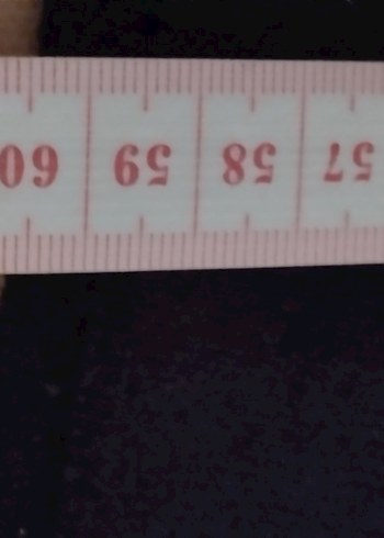 Siyah Beyaz Çizgili V Yaka Triko Kazak - Görsel 5