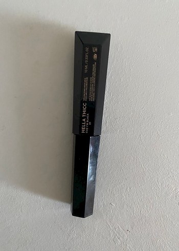 Fenty Beauty Siyah Maskara - Görsel 2