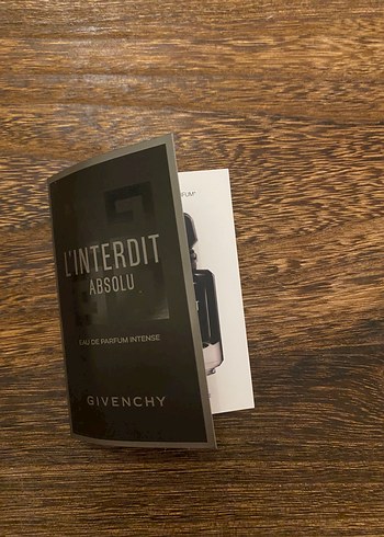 Givenchy L'Interdit Absolu Kadın Parfümü