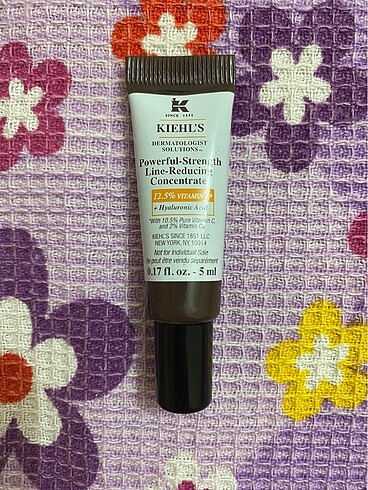 Kiehls powerfull-strenght line-reducing concentrate