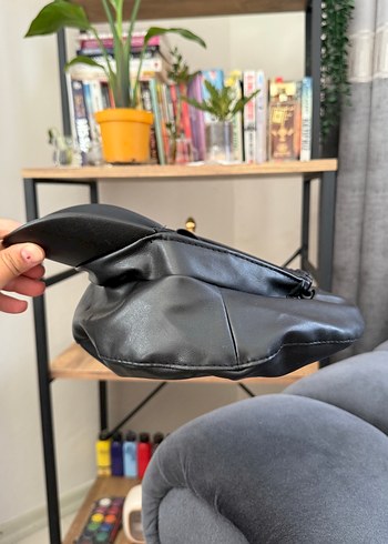 Tokalı Siyah Deri Biker Kadın Şapka - Görsel 3