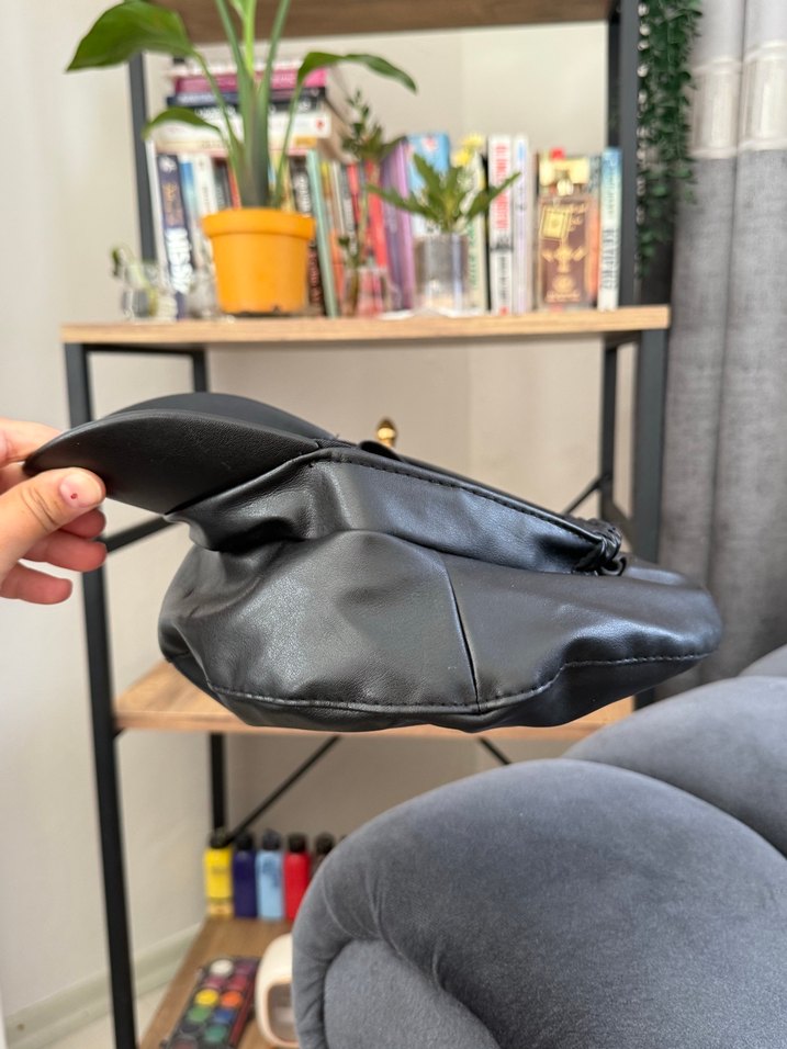 Tokalı Siyah Deri Biker Kadın Şapka - Görsel 3