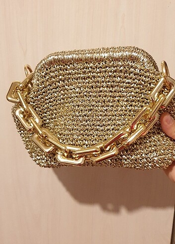 Mango Altın gold örgü portföy çanta