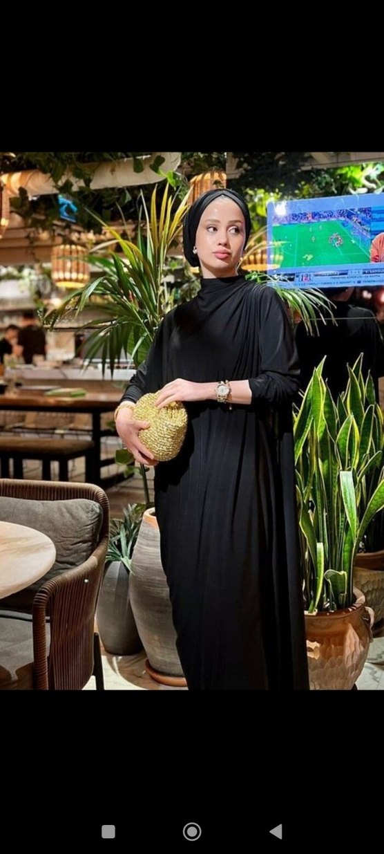 Drapeli Siyah Uzun Salaş Kadın Elbise kiralık fiyatıdır - Görsel 4