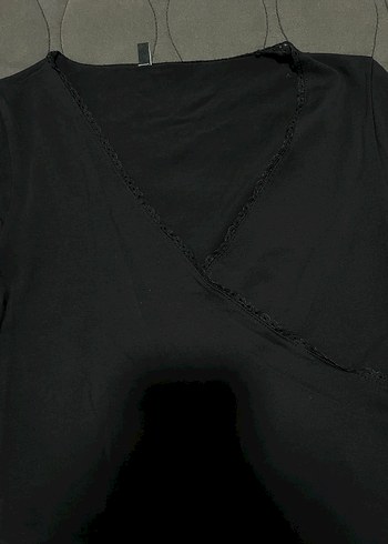 V Yaka Gri Kadın Bluz - Görsel 2