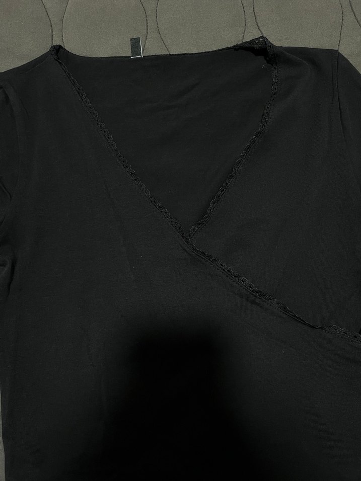 V Yaka Gri Kadın Bluz - Görsel 2