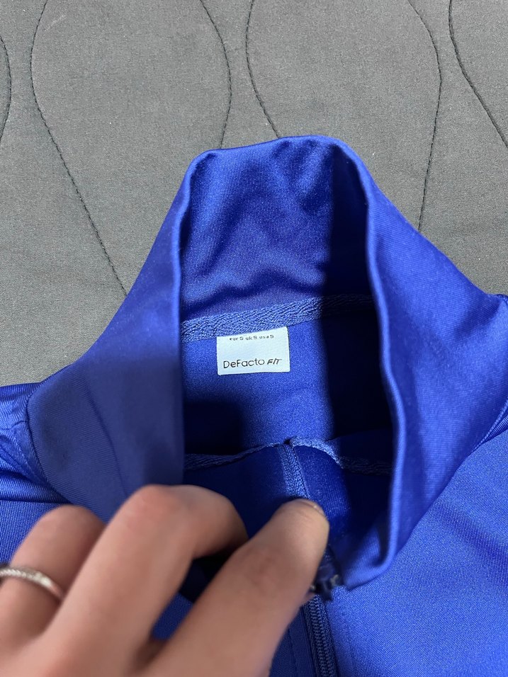 Kadın Mavi Yarım Fermuarlı Spor Üst - Görsel 3