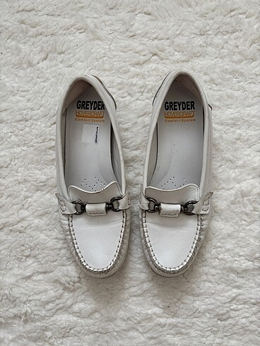 Greyder beyaz babet
