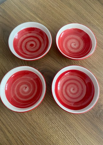 Kırmızı Batik Desenli Seramik Tabağı - Görsel 2