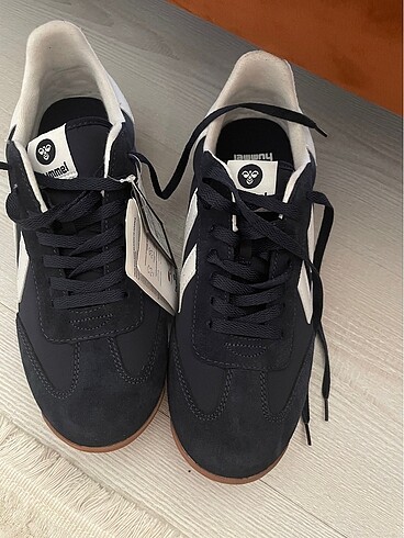 42 Beden Hummel spor ayakkabı