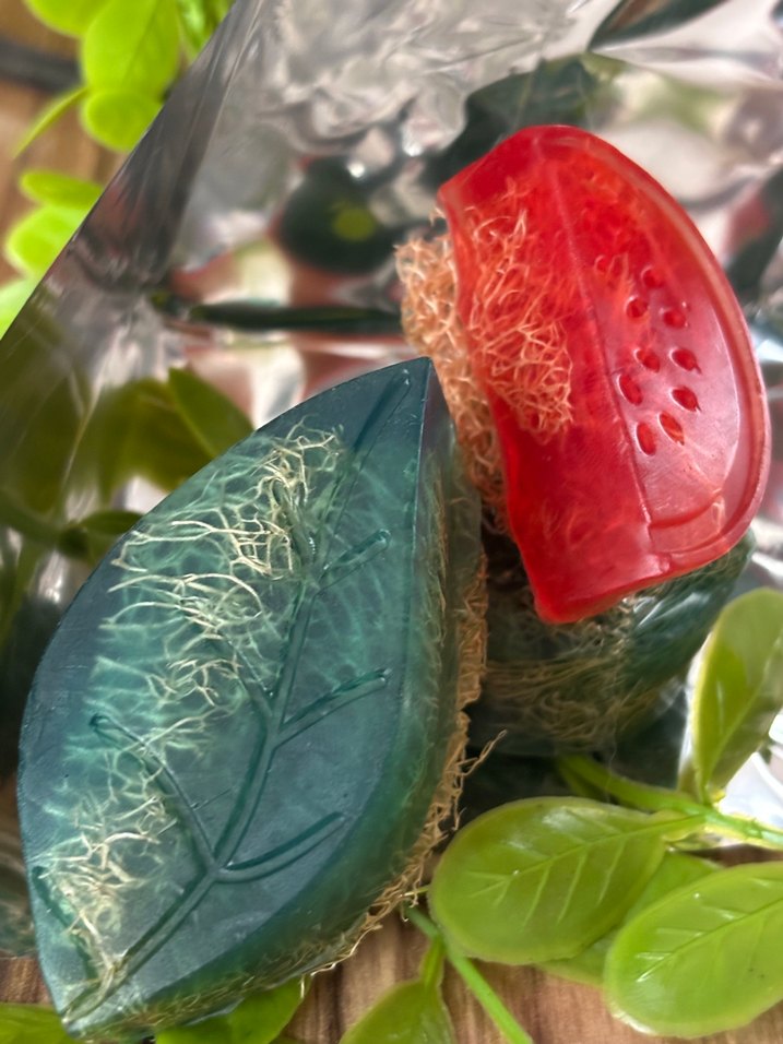 Kırmızı Yarı Saydam Doğal Sabun Dilimi - Görsel 2