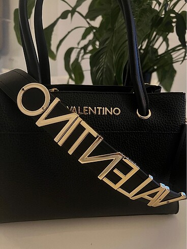 Valentino çanta