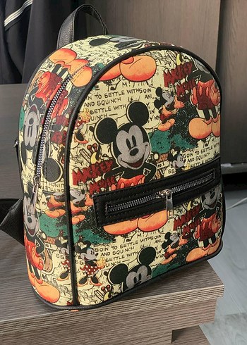 Renkli Mickey Mouse Desenli Çocuk Sırt Çantası