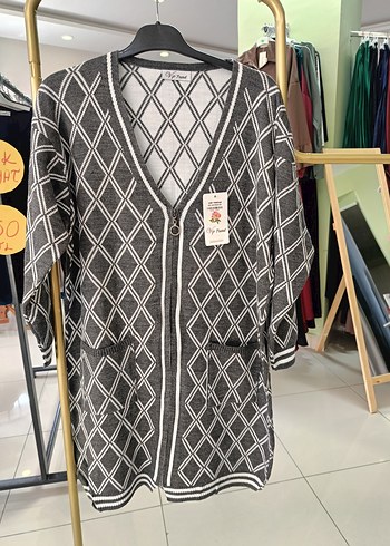 Gri Desenli Salaş Midi Hırka - Görsel 4