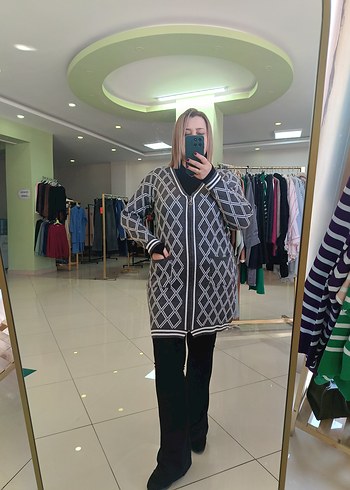 Gri Desenli Salaş Midi Hırka - Görsel 3