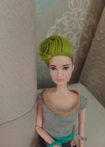 Beden BARBİE EXTRA,MTM,SONSUZ HAREKET